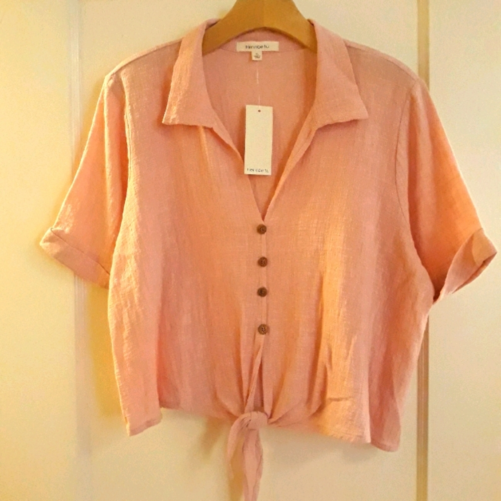 NWT button down Crop top